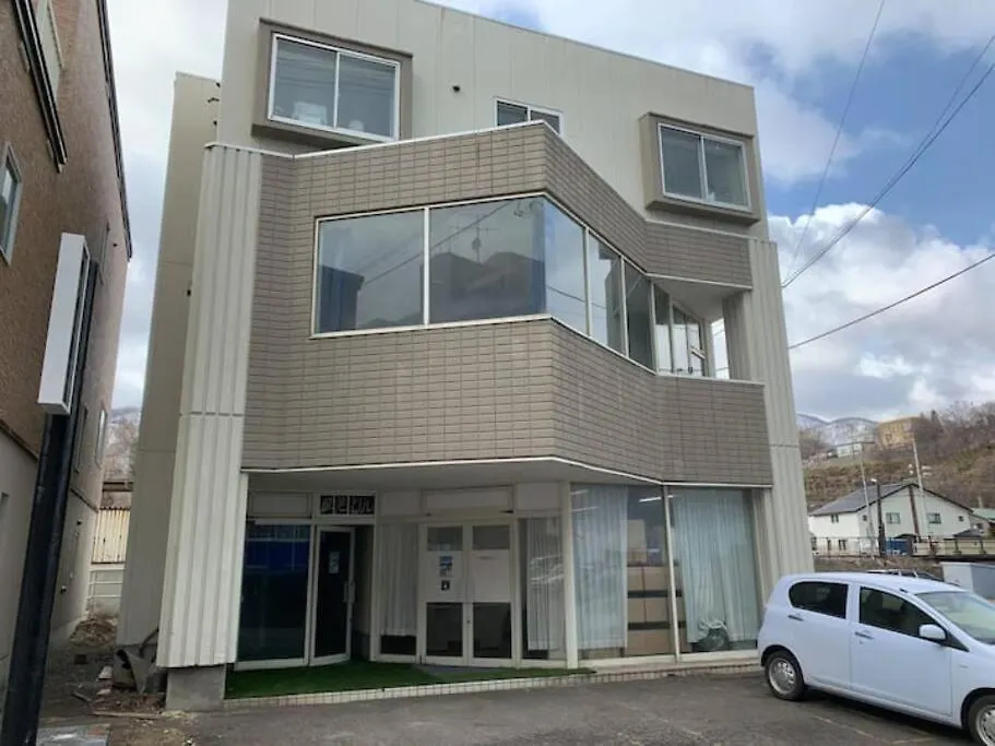 Апартаменты Zenibako House 3F-Roomd Отару